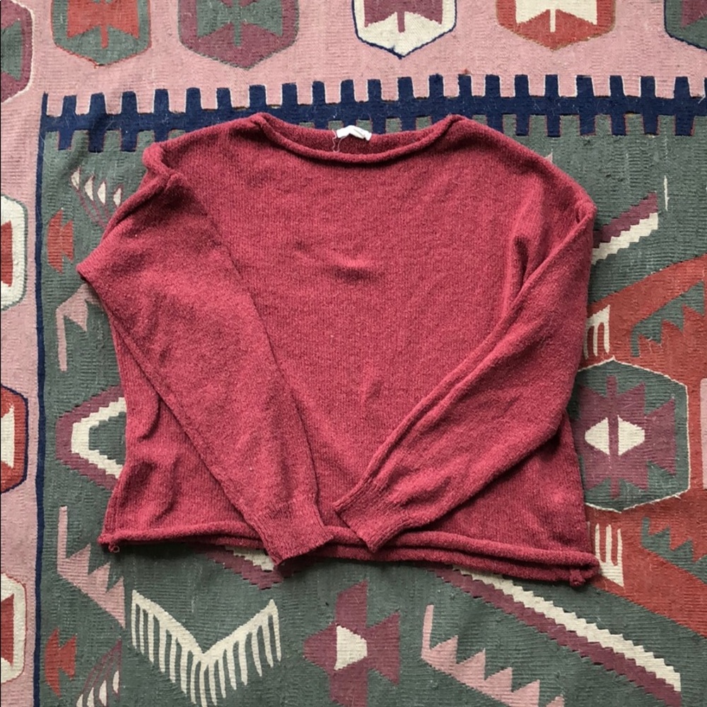 Debut red knit crop sweater
